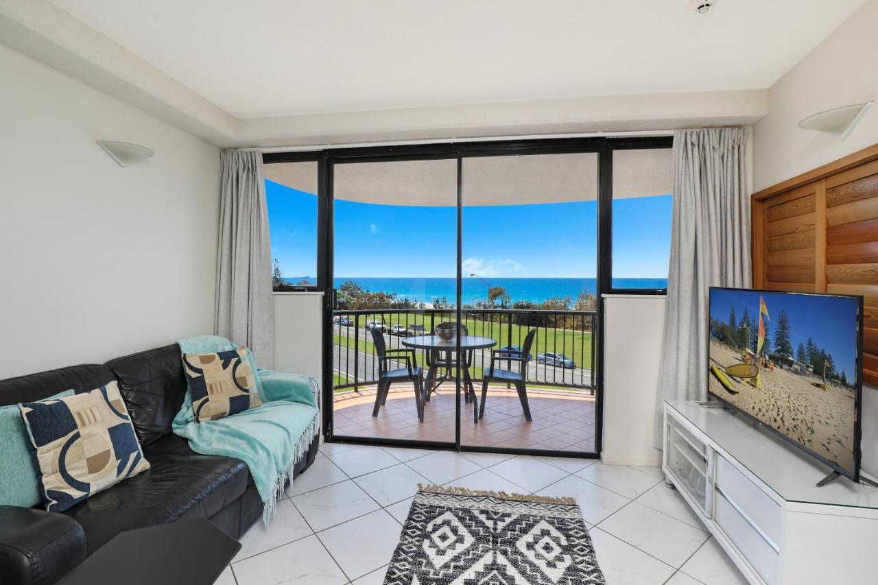 Ocean Boulevard 4*